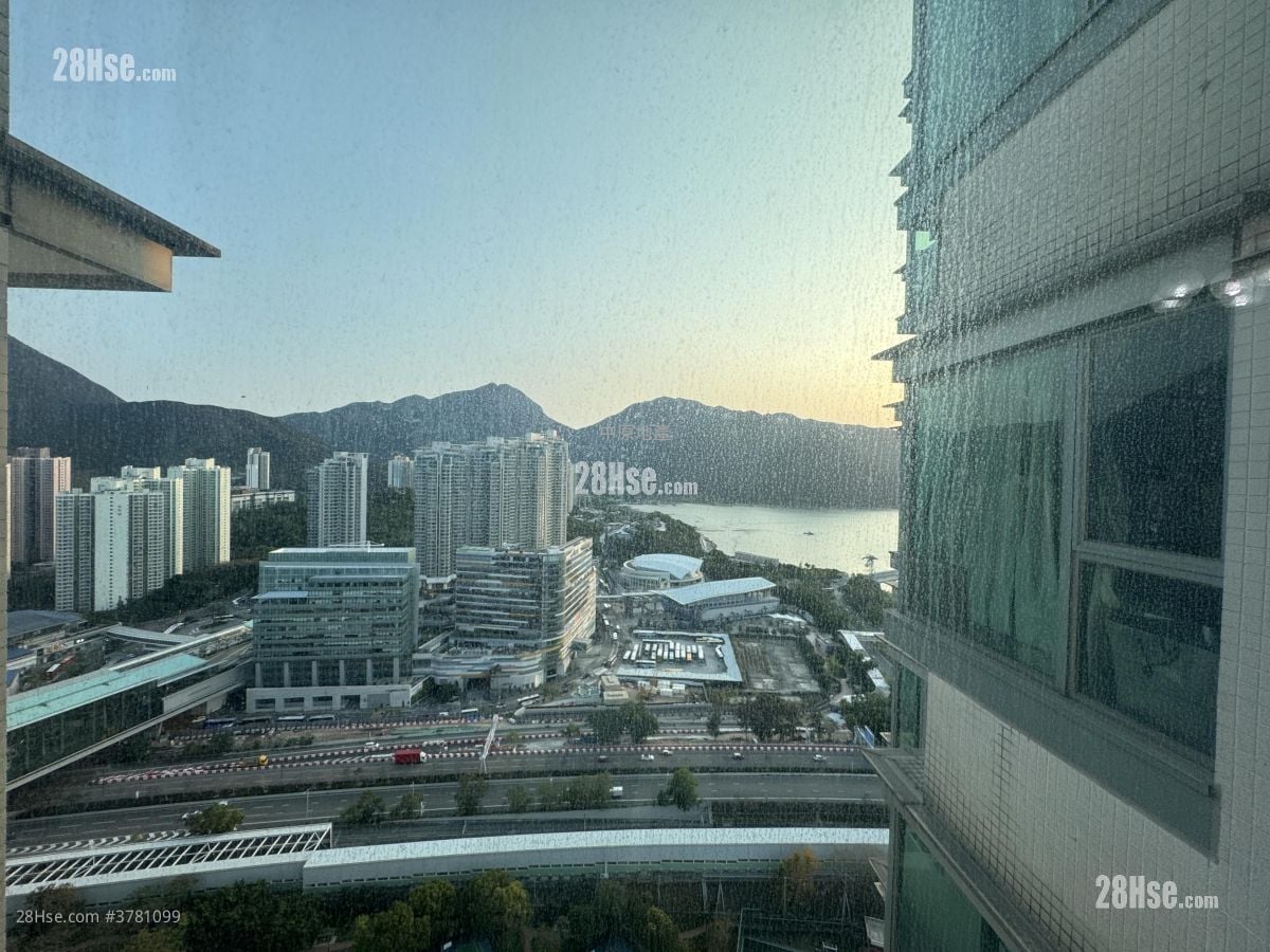 Seaview Crescent Sell 2 Bedrooms , 1 Bathroom 521 ft²