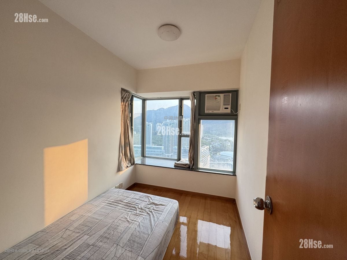 Seaview Crescent Sell 2 Bedrooms , 1 Bathroom 521 ft²