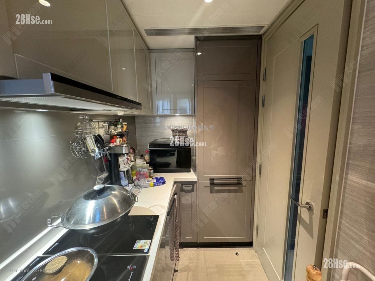 Napa Sell 2 Bedrooms 512 ft²