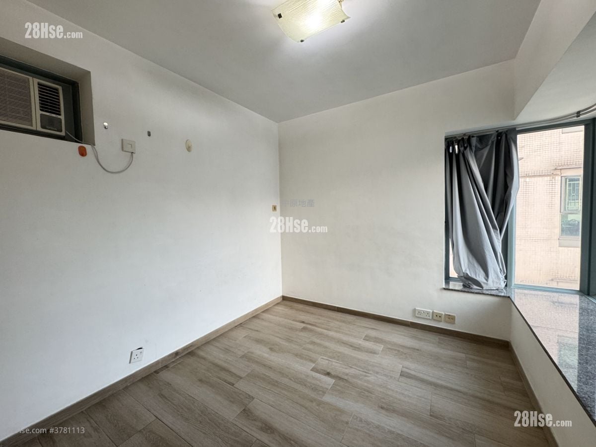 Seaview Crescent Rental 2 Bedrooms , 1 Bathroom 508 ft²