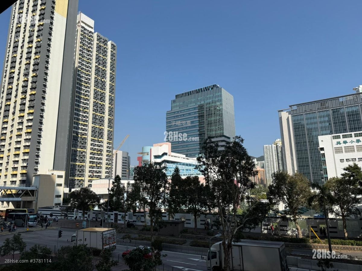 Hoi Tak Court Sell 2 Bedrooms , 1 Bathroom 488 ft²