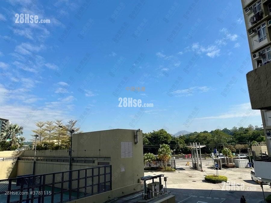 Ping Yan Court Sell 2 Bedrooms 447 ft²