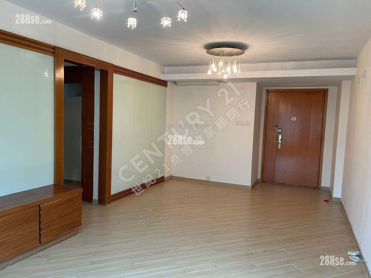 Monte Vista Sell 3 Bedrooms , 2 Bathrooms 837 ft²