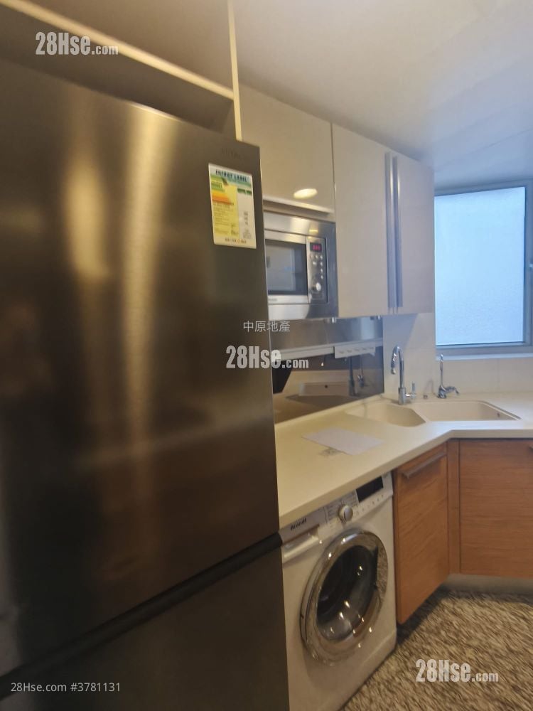 名城 租盘 4 房 , 2 浴室 959 平方尺