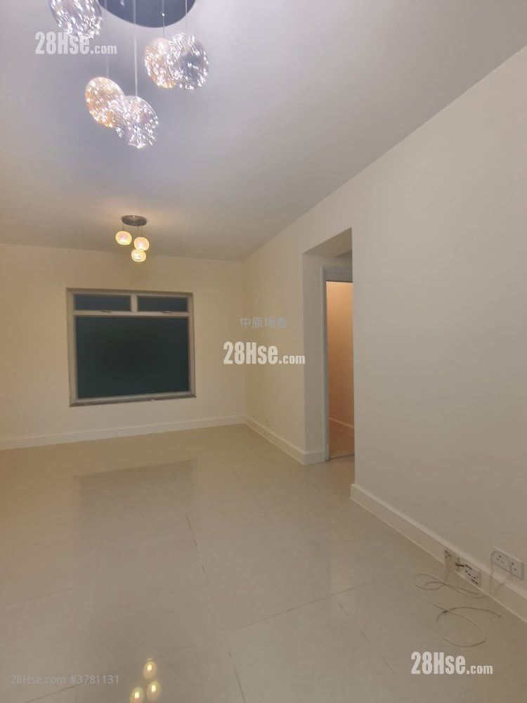 名城 租盘 4 房 , 2 浴室 959 平方尺