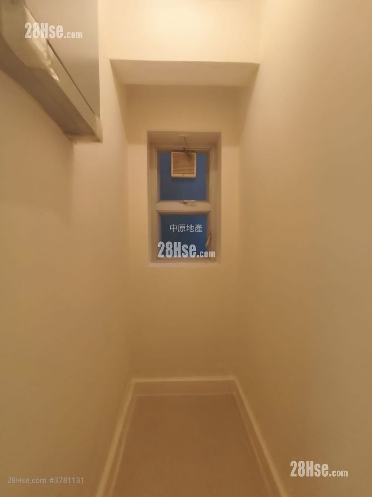 名城 租盘 4 房 , 2 浴室 959 平方尺