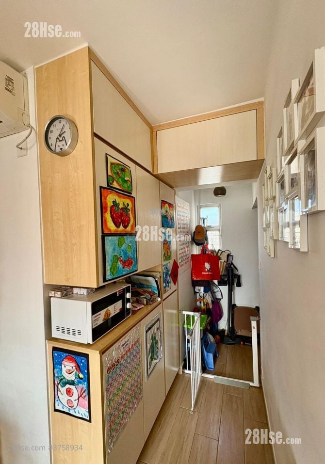 永诚楼 售盘 2 房 , 1 浴室 380 平方尺