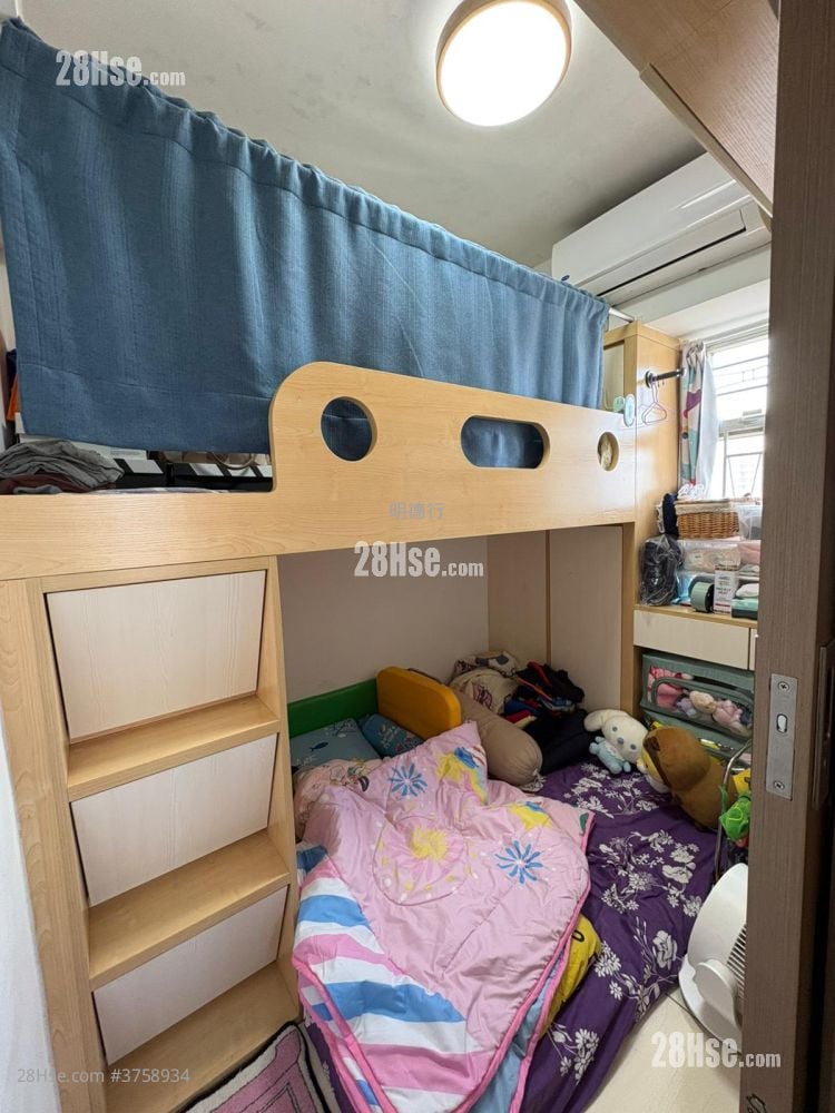 永诚楼 售盘 2 房 , 1 浴室 380 平方尺