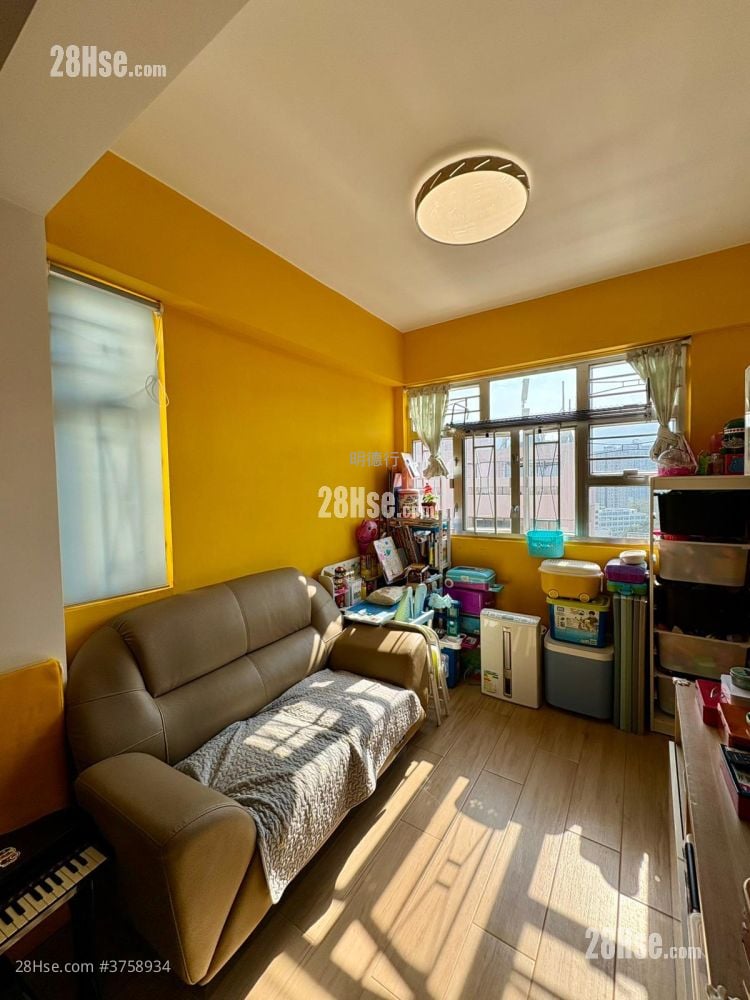 永诚楼 售盘 2 房 , 1 浴室 380 平方尺