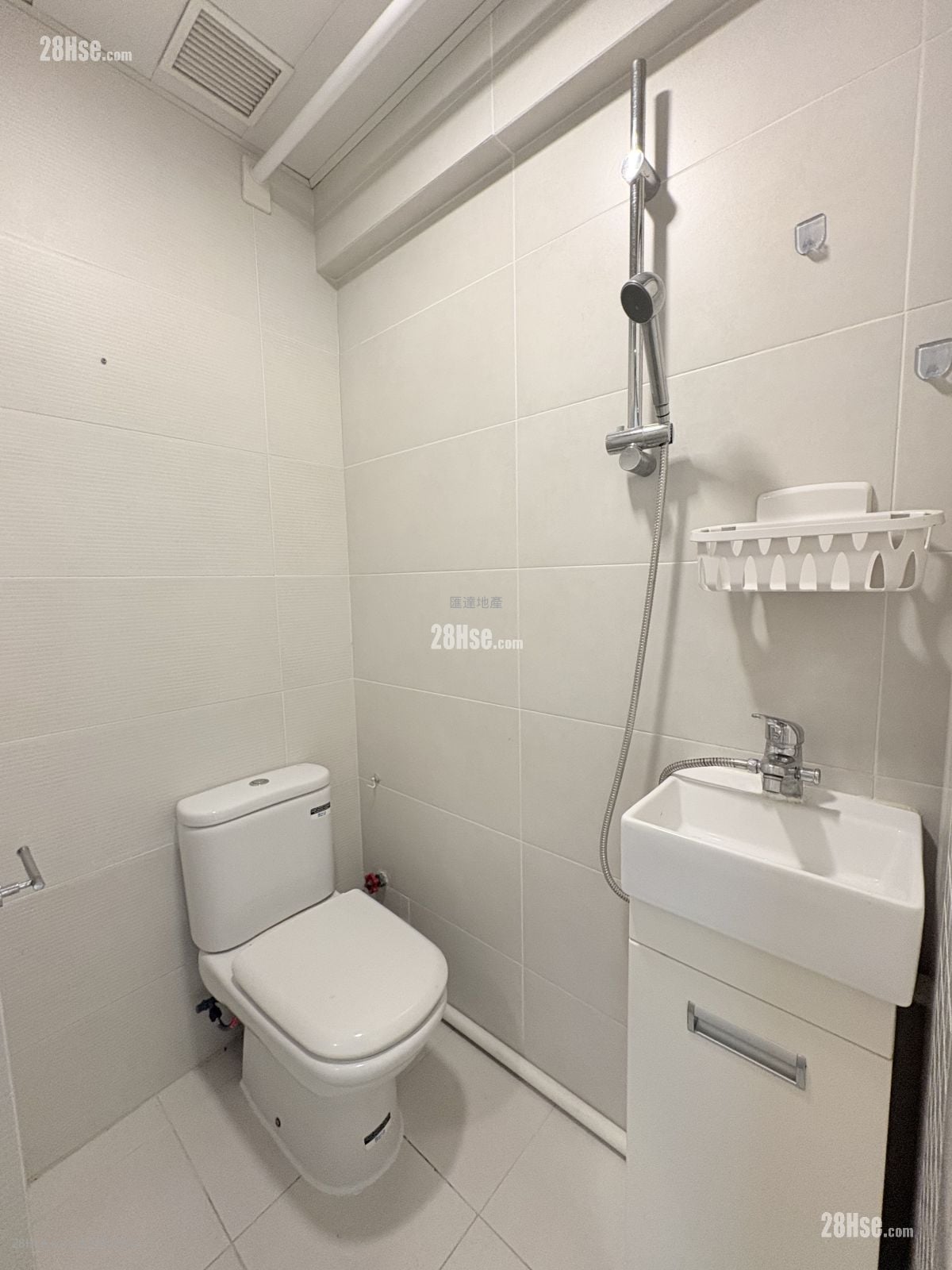 Mei Foo Sun Chuen Sell 3 Bedrooms , 2 Bathrooms 602 ft²