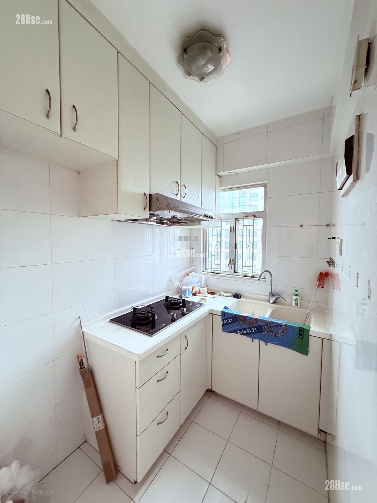 Po Sun Mansion Rental Studio , 1 Bathroom 418 ft²