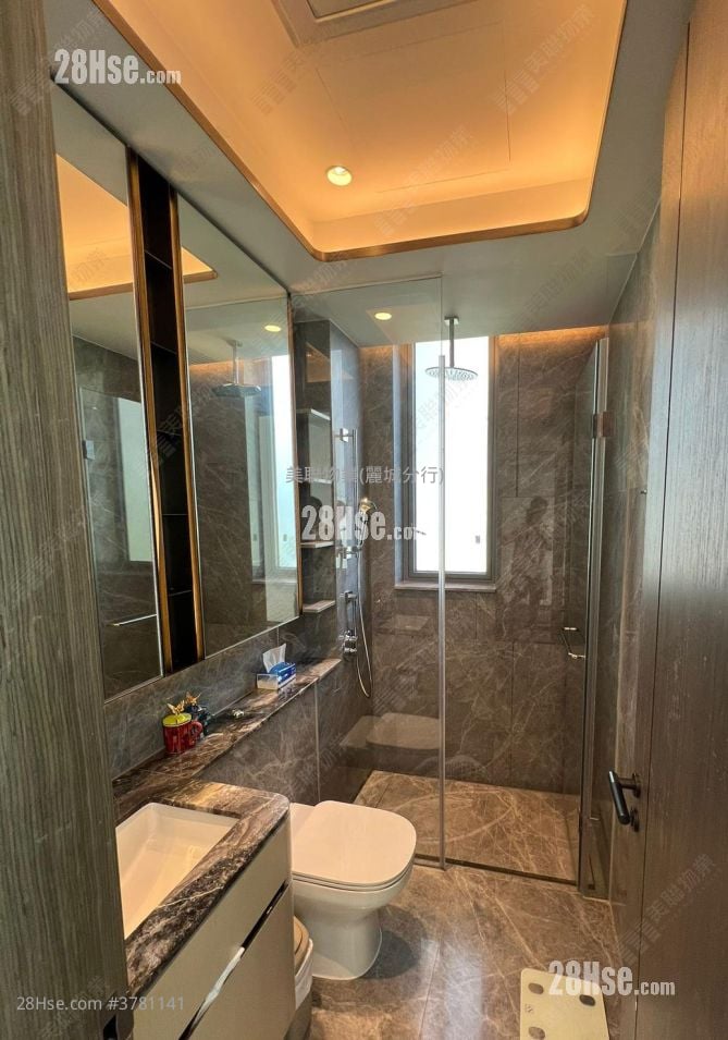 Le Pont Sell 4 Bedrooms , 3 Bathrooms 2,711 ft²