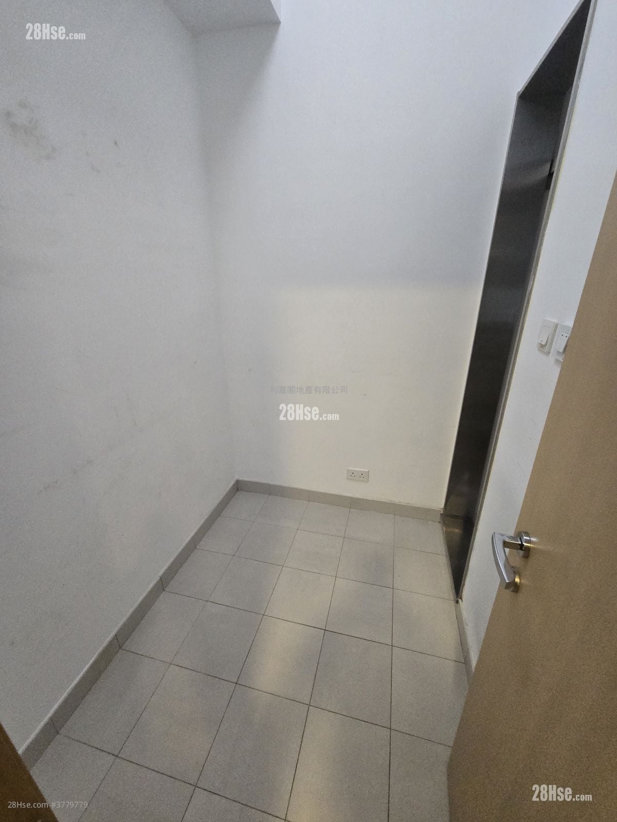 天玺 售盘 3 房 , 3 浴室 875 平方尺