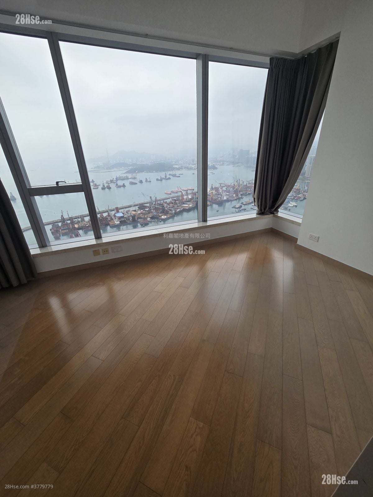 天玺 售盘 3 房 , 3 浴室 875 平方尺