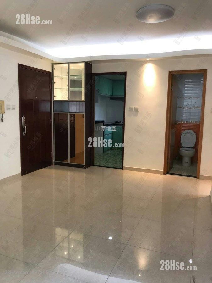 Tai Hing Gardens Sell 2 Bedrooms , 1 Bathroom 475 ft²