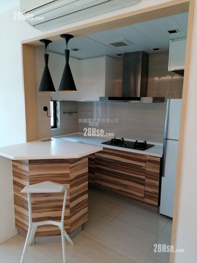 Honor Villa Sell 2 Bedrooms , 2 Bathrooms 681 ft²