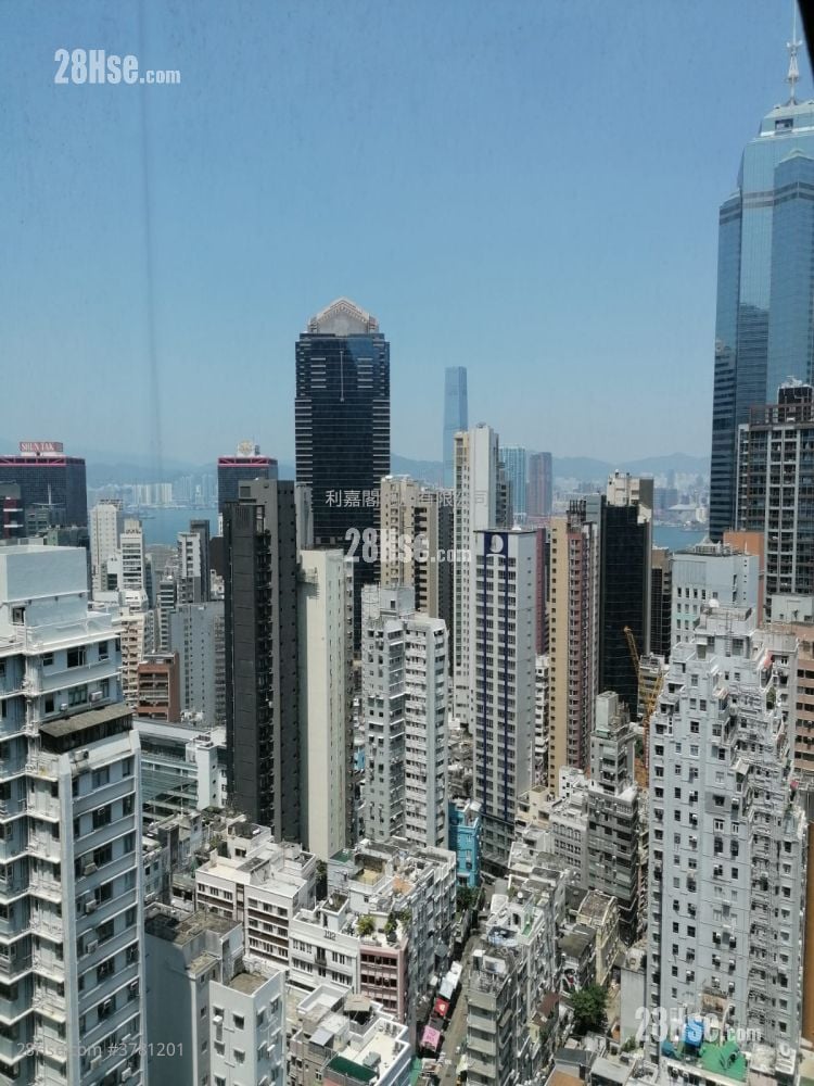 Honor Villa Sell 2 Bedrooms , 2 Bathrooms 681 ft²