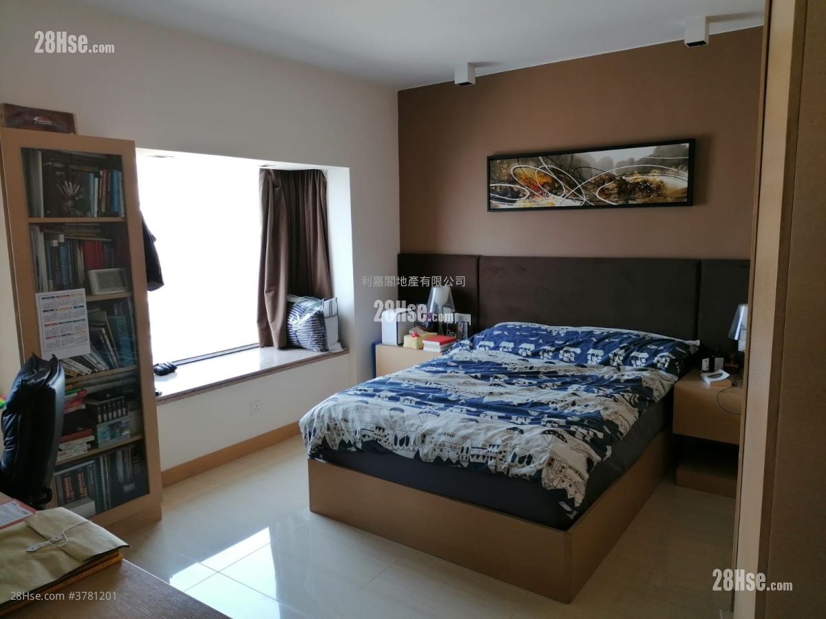 Honor Villa Sell 2 Bedrooms , 2 Bathrooms 681 ft²