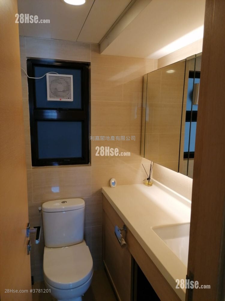 Honor Villa Sell 2 Bedrooms , 2 Bathrooms 681 ft²