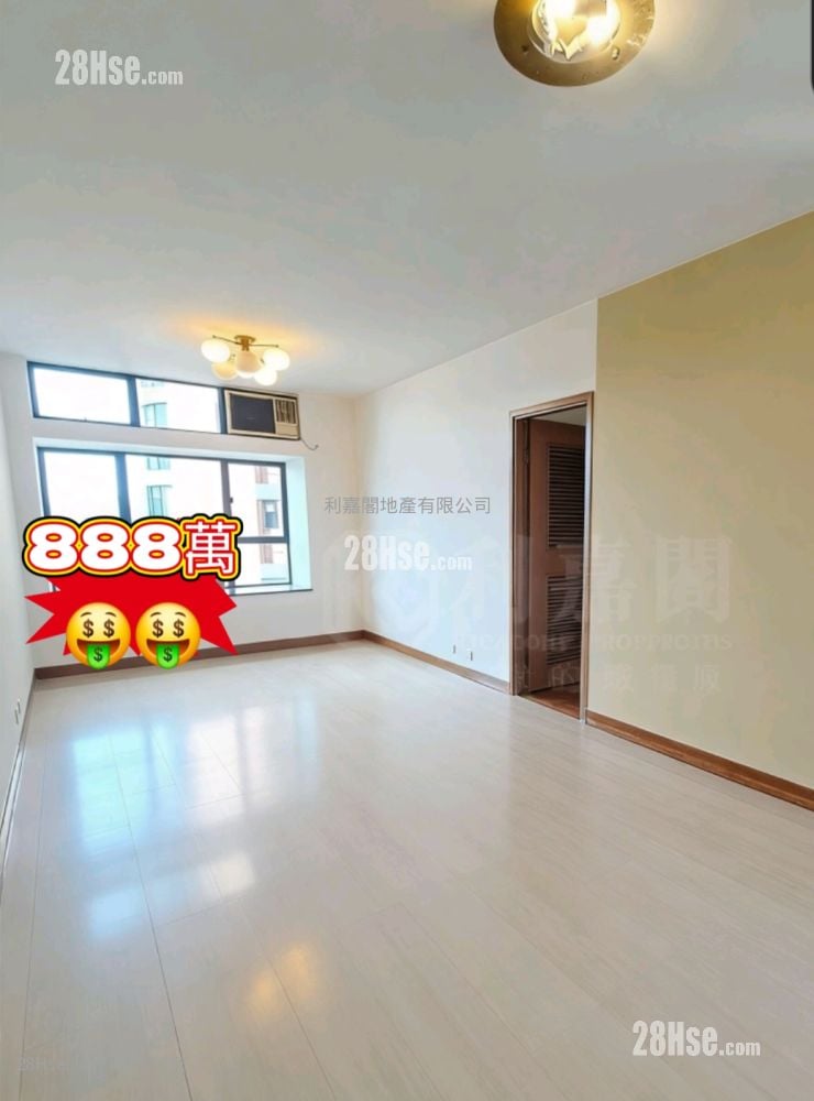 Villa Athena Sell 3 Bedrooms , 2 Bathrooms 727 ft²