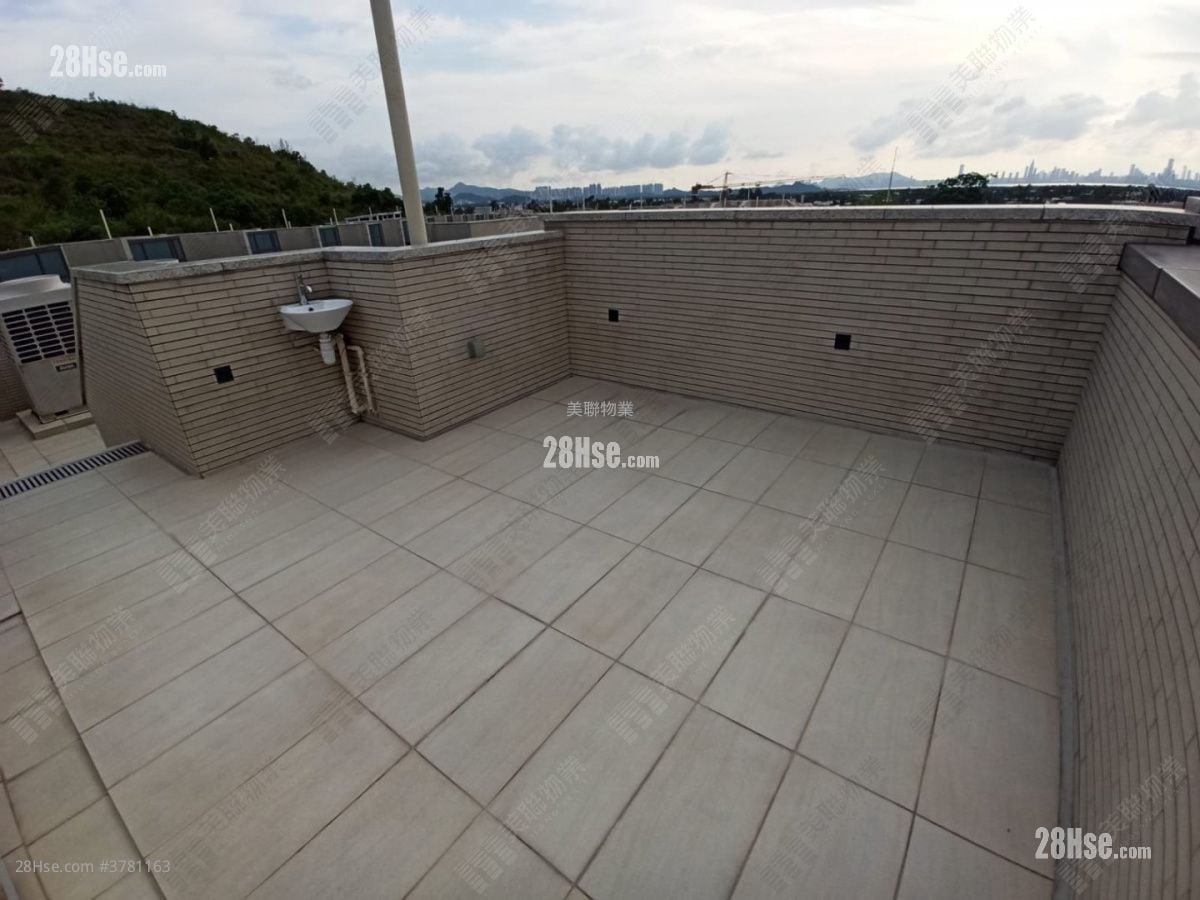 意花园 租盘 3 房 , 3 浴室 2,369 平方尺