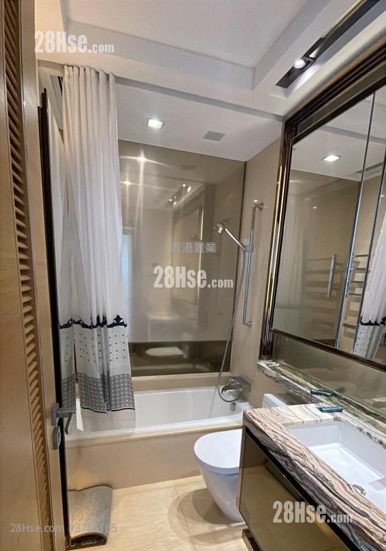 天玺 租盘 4 房 , 2 浴室 1,463 平方尺