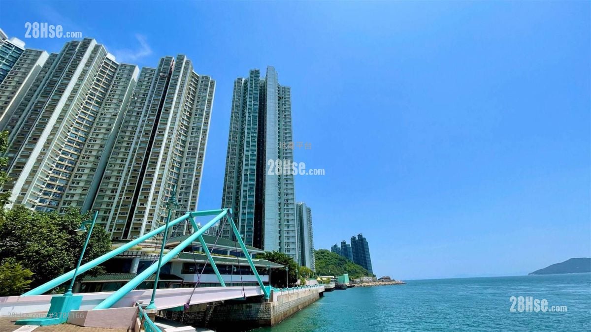 Hong Nga Court Sell 3 Bedrooms , 1 Bathroom 600 ft²