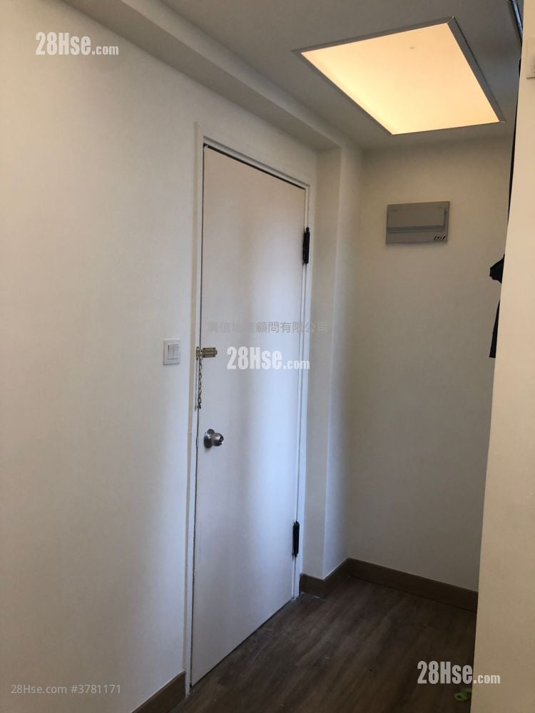 Imperial Court Rental 2 Bedrooms , 1 Bathroom 318 ft²