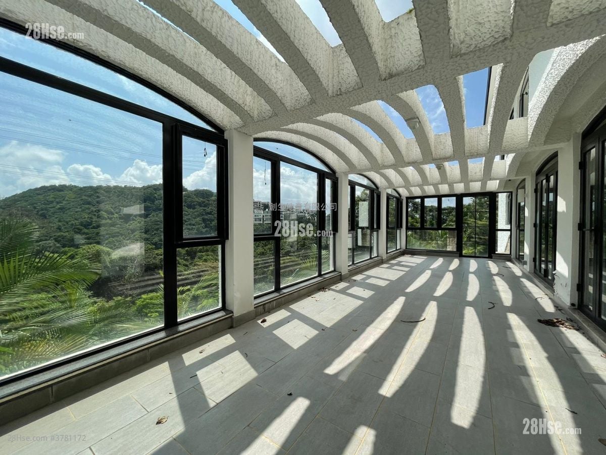 飞鹅山庄 租盘 4 房 , 3 浴室 4,528 平方尺