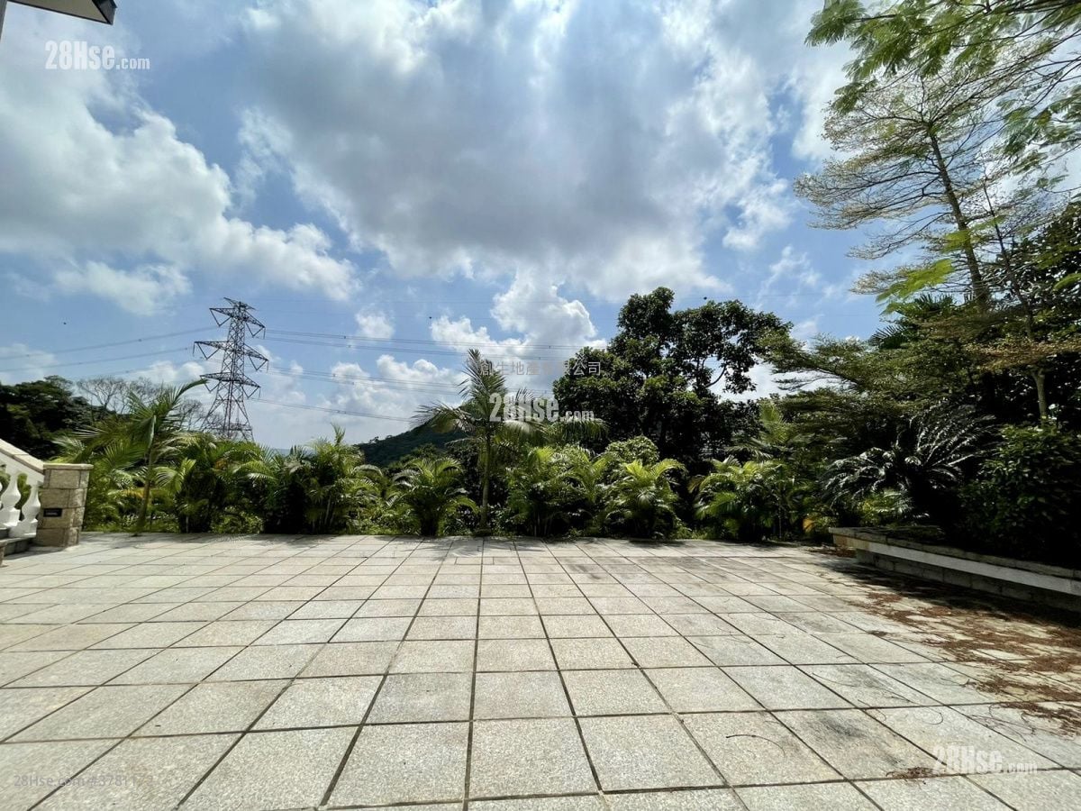 飞鹅山庄 租盘 4 房 , 3 浴室 4,528 平方尺