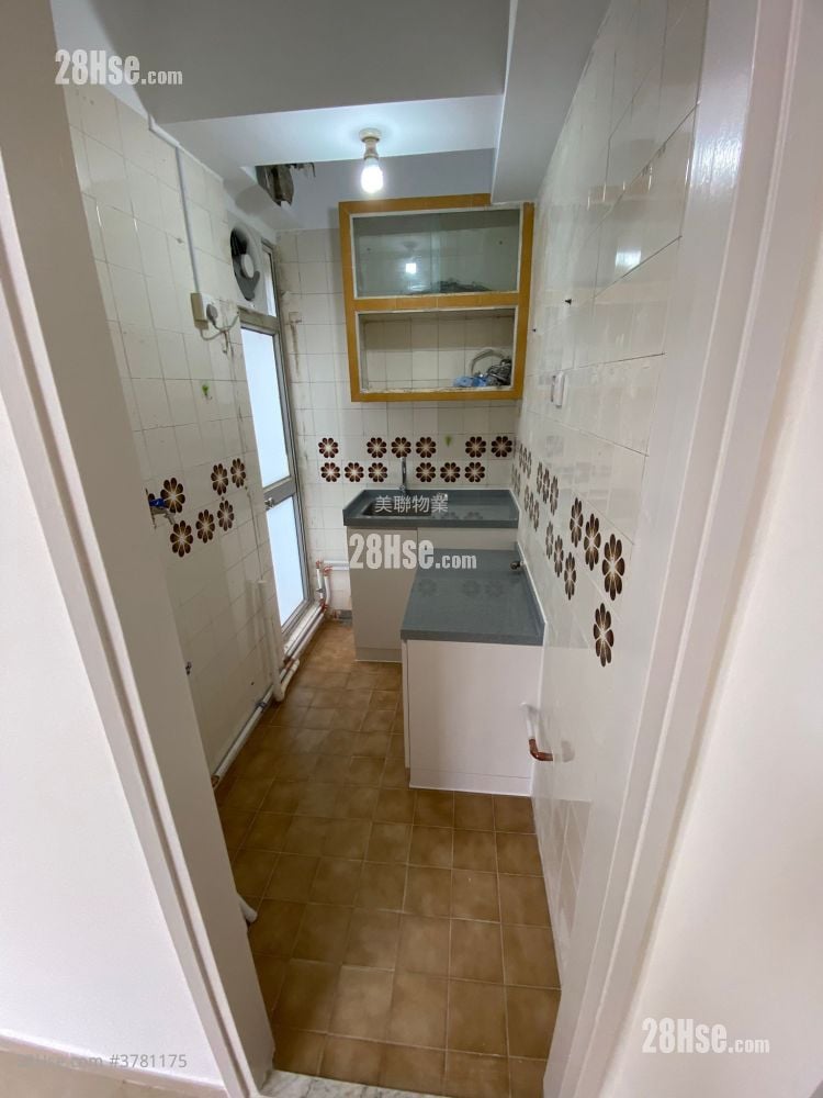 荃德花园 租盘 2 房 287 平方尺