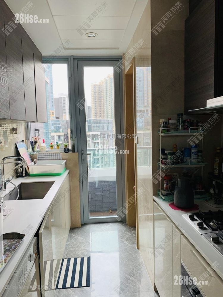 The Parkside 售盘 4 房 , 3 浴室 1,326 平方尺