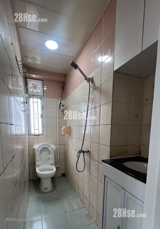 泰康楼 租盘 2 房 , 1 浴室 330 平方尺