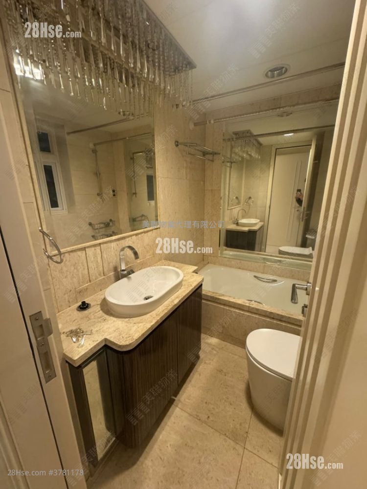 领都 租盘 3 房 , 2 浴室 733 平方尺