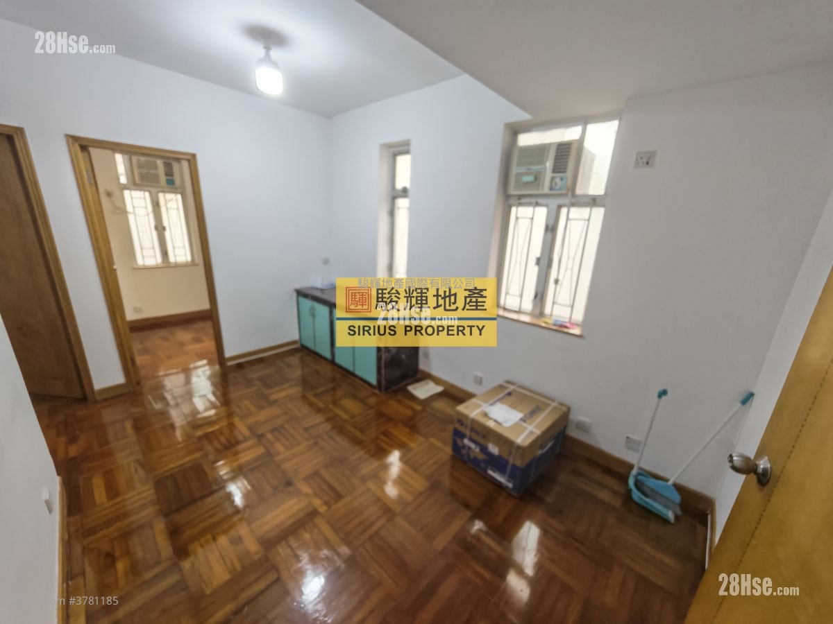 Wah Sun Building Rental 2 Bedrooms , 1 Bathroom 318 ft²