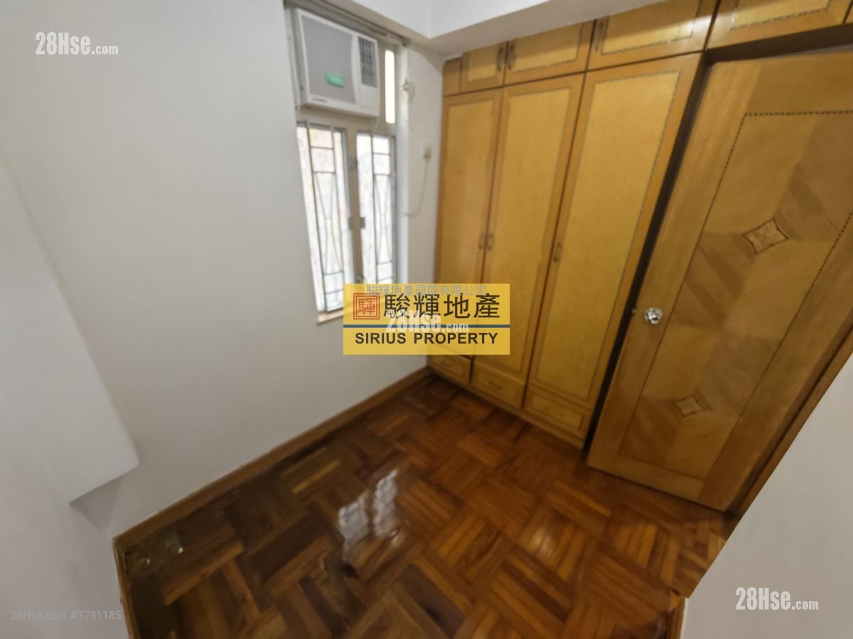 Wah Sun Building Rental 2 Bedrooms , 1 Bathroom 318 ft²