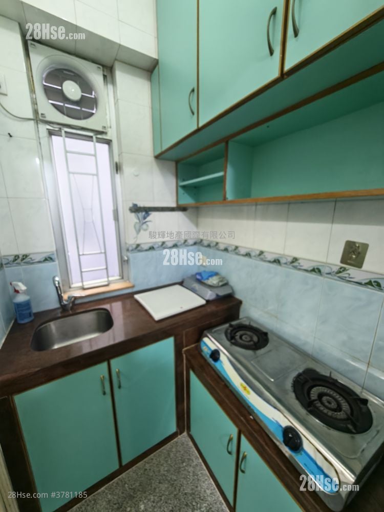 Wah Sun Building Rental 2 Bedrooms , 1 Bathroom 318 ft²