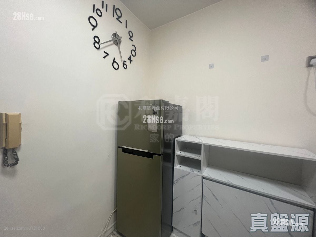 Tsing Yi Garden Rental 2 Bedrooms , 1 Bathroom 343 ft²
