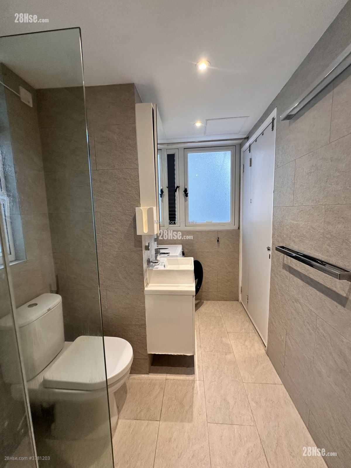 文华楼 租盘 1 房 , 1 浴室 344 平方尺