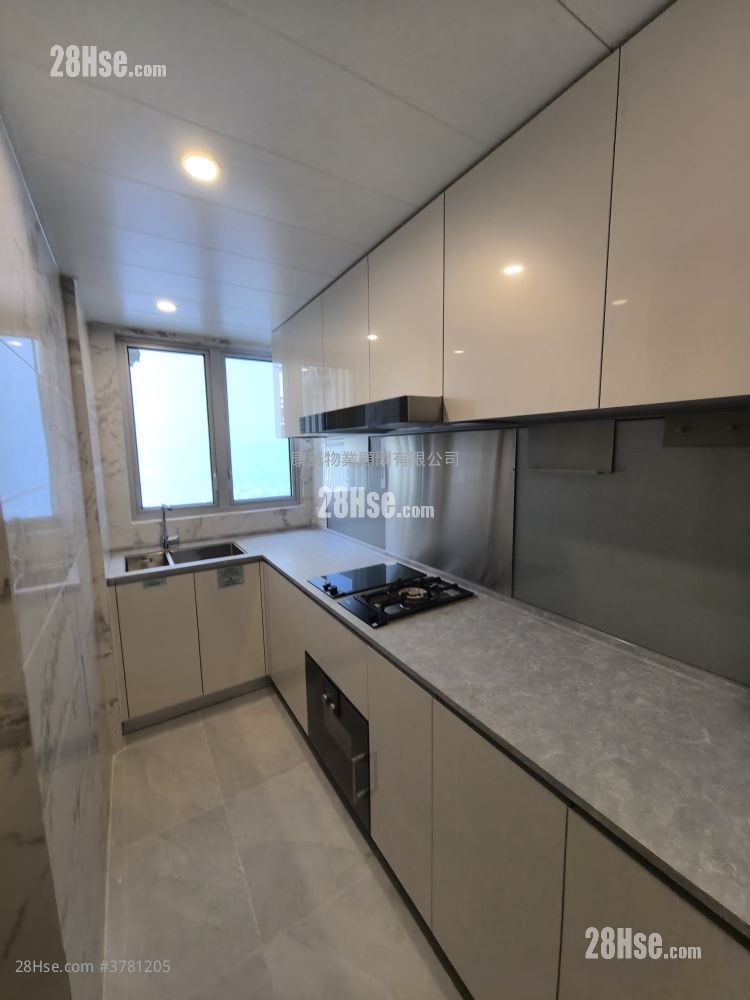 亲海駅 售盘 3 房 , 2 浴室 718 平方尺