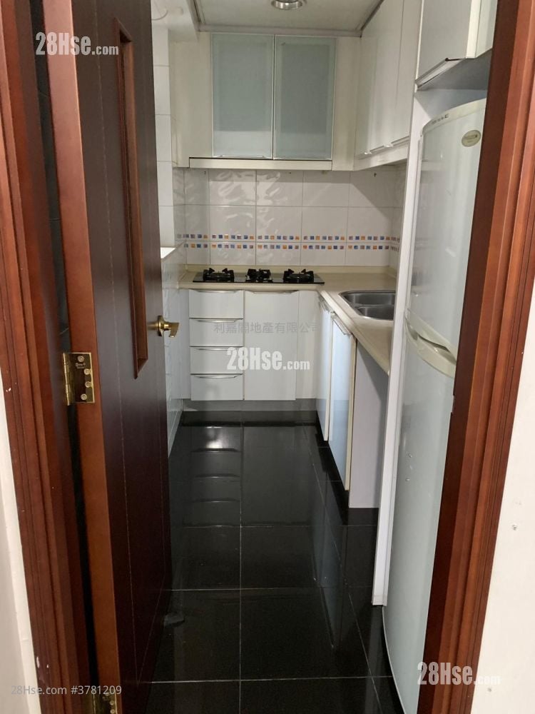 泓都 售盘 3 房 , 2 浴室 660 平方尺