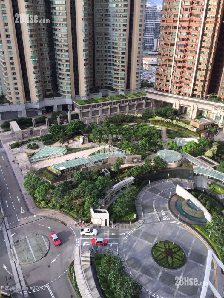 The Harbourside Sell 2 Bedrooms , 2 Bathrooms 743 ft²