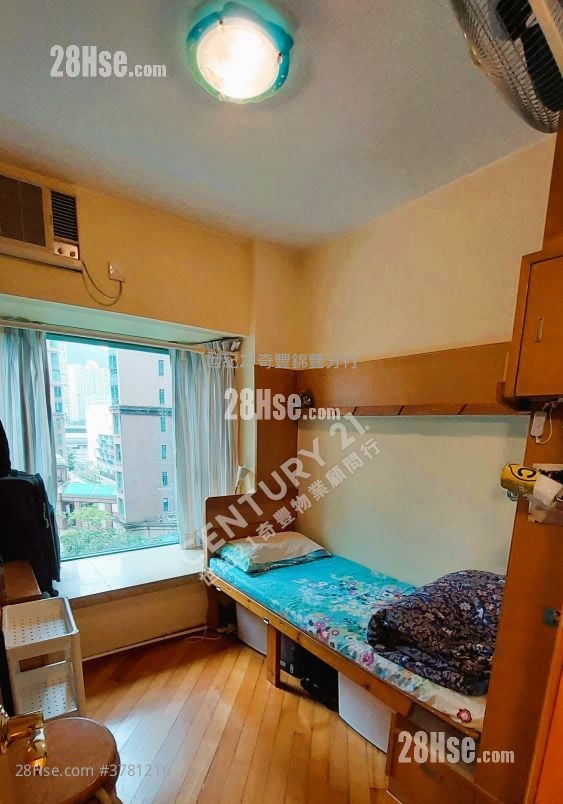 Vista Paradiso Sell 3 Bedrooms , 2 Bathrooms 650 ft²