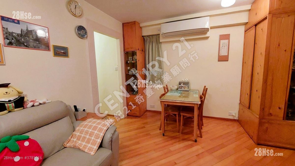 Vista Paradiso Sell 3 Bedrooms , 2 Bathrooms 650 ft²