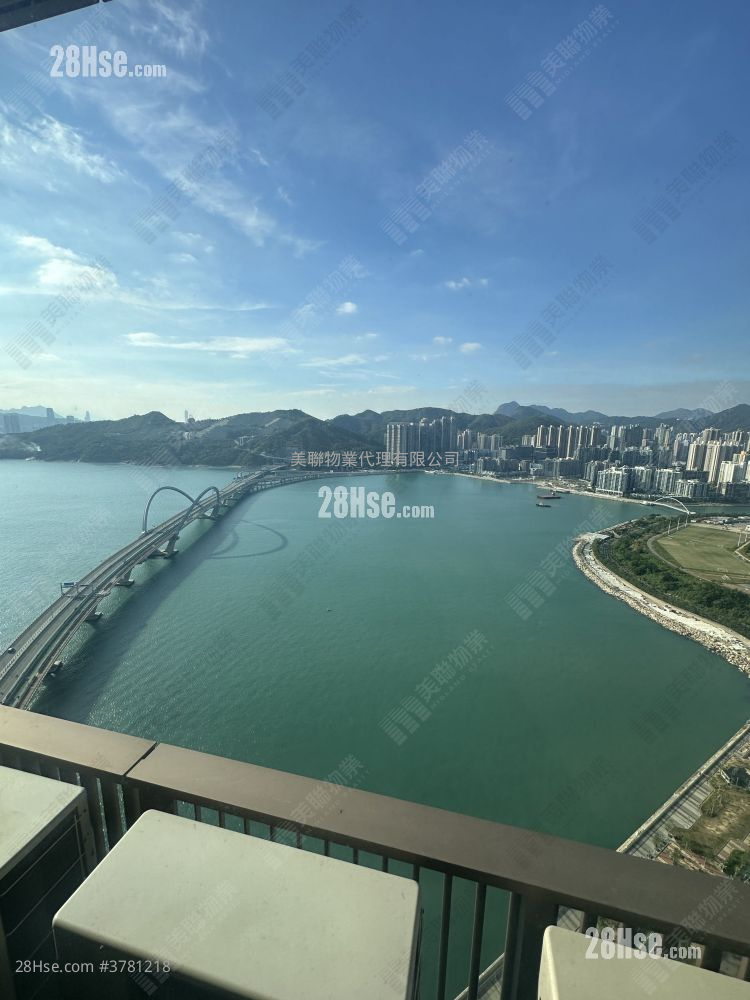 LP10 售盘 5+ 房 , 3 浴室 1,203 平方尺