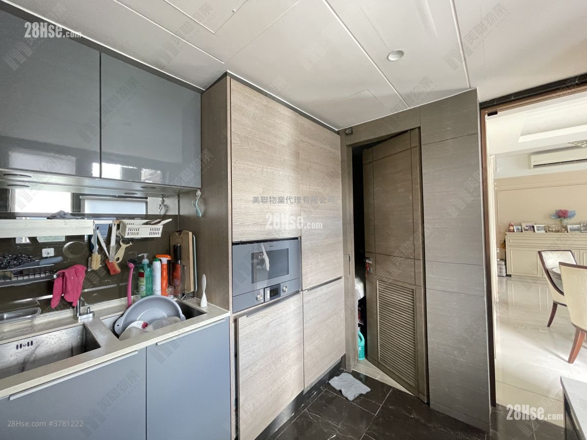 天晋 售盘 4 房 , 2 浴室 1,040 平方尺