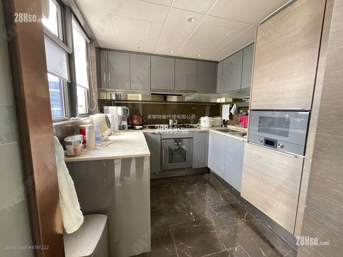 天晋 售盘 4 房 , 2 浴室 1,040 平方尺