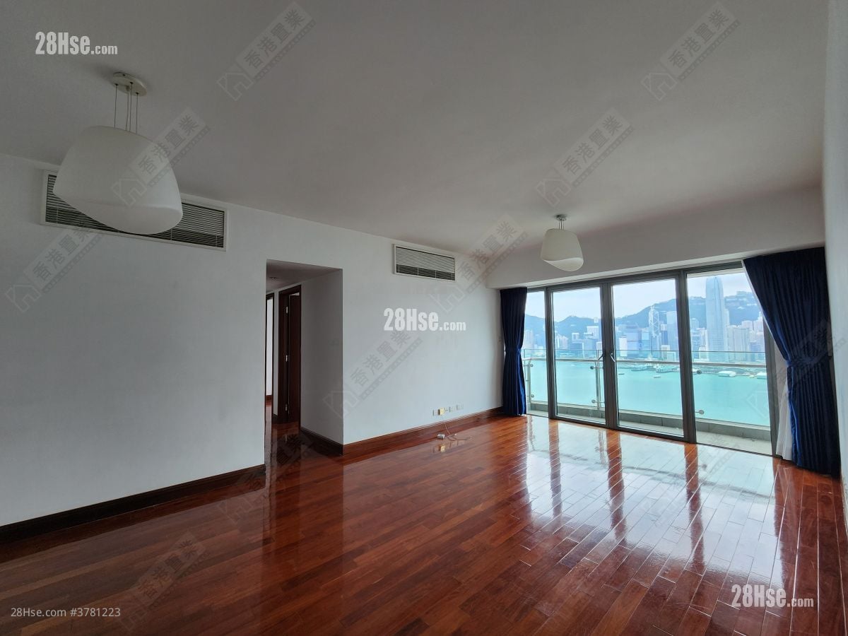 The Harbourside Sell 3 Bedrooms , 2 Bathrooms 1,059 ft²