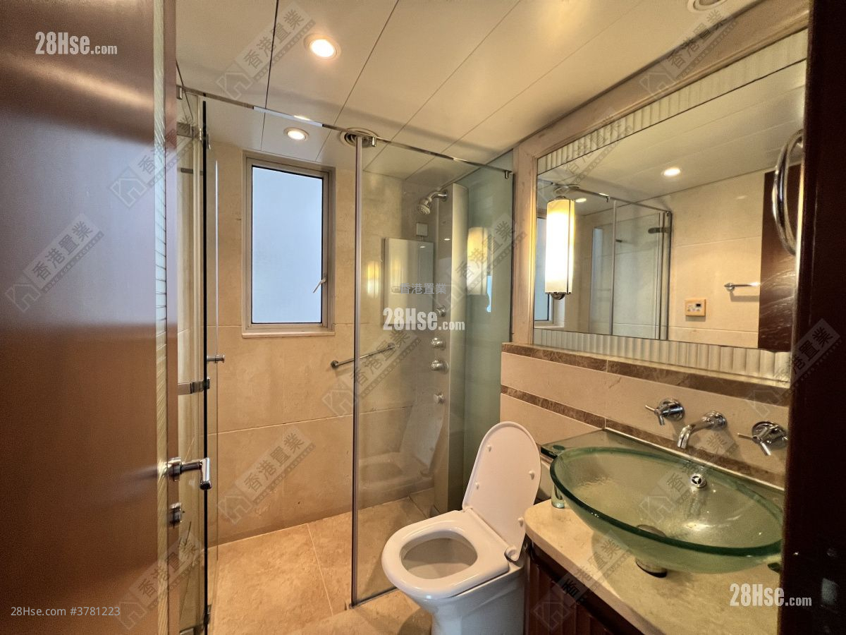 The Harbourside Sell 3 Bedrooms , 2 Bathrooms 1,059 ft²