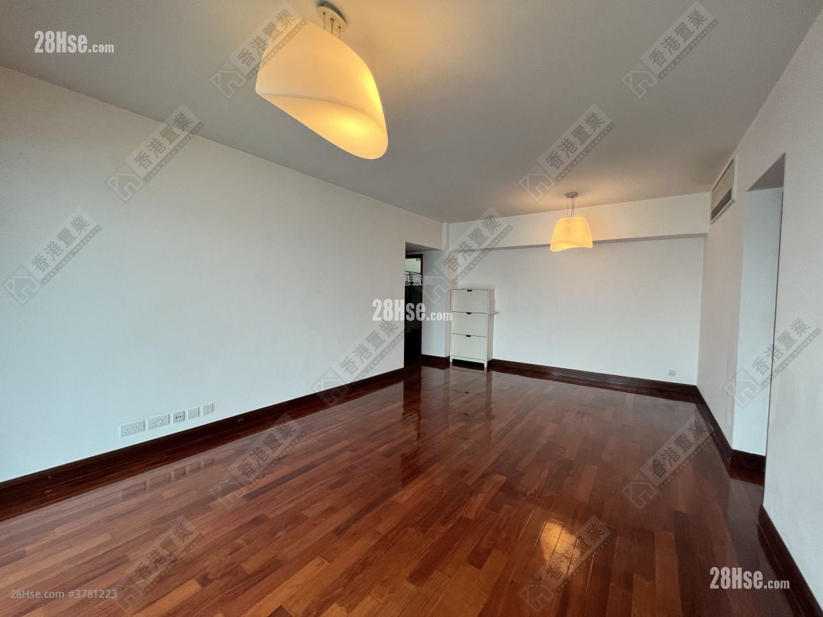 The Harbourside Sell 3 Bedrooms , 2 Bathrooms 1,059 ft²